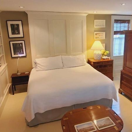 Dot'S Landing Garden Room Niagara-on-the-Lake ภายนอก รูปภาพ