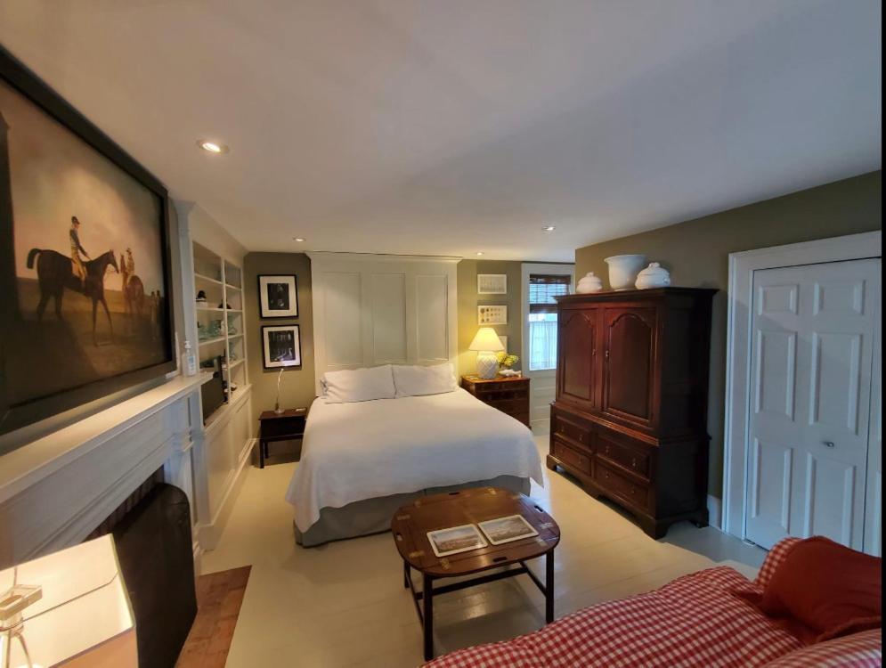 Dot'S Landing Garden Room Niagara-on-the-Lake ภายนอก รูปภาพ
