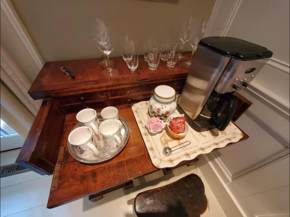 Dot'S Landing Garden Room Niagara-on-the-Lake ภายนอก รูปภาพ